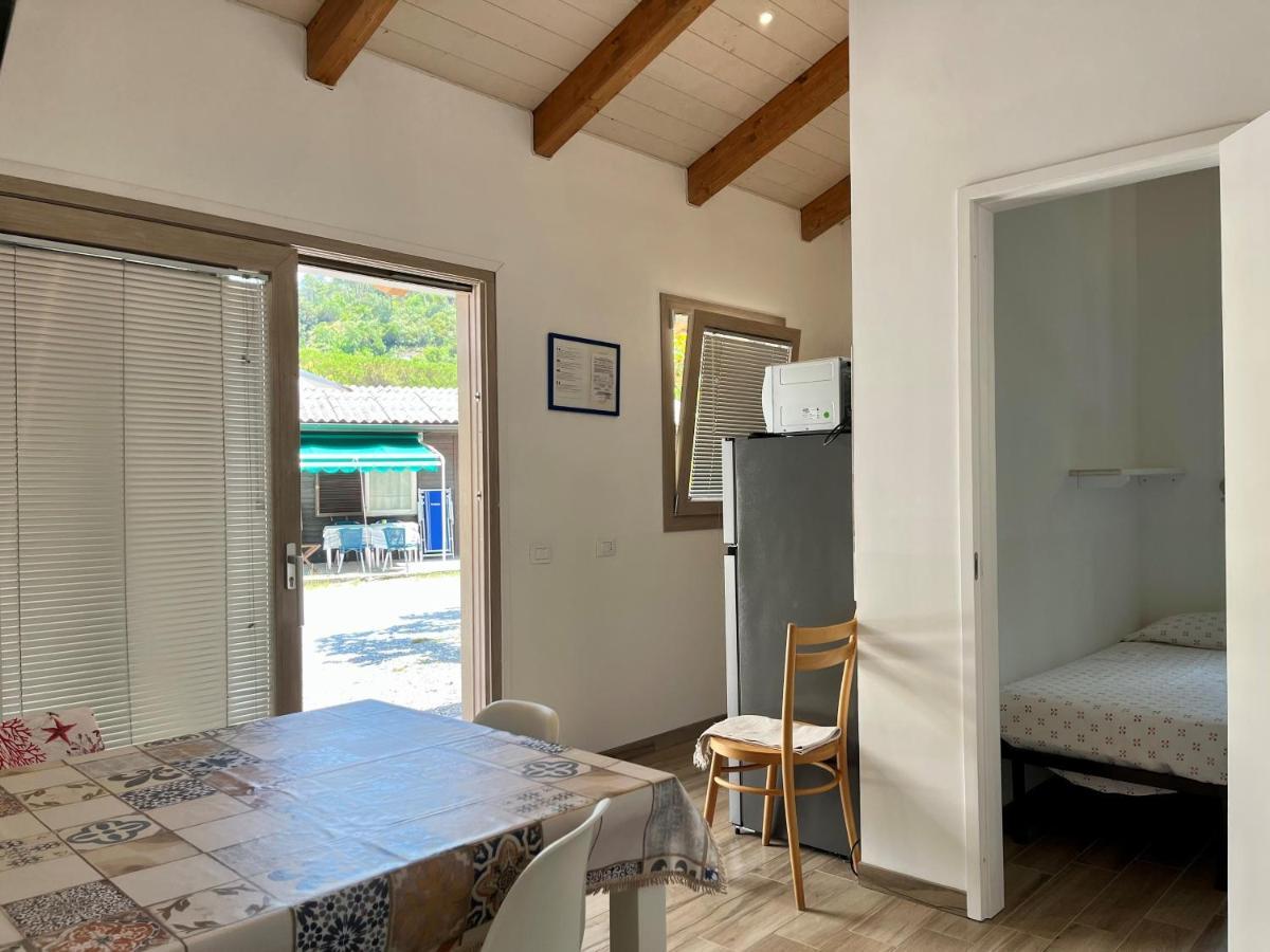 Villaggio Camping Valdeiva 데이바마리나 외부 사진