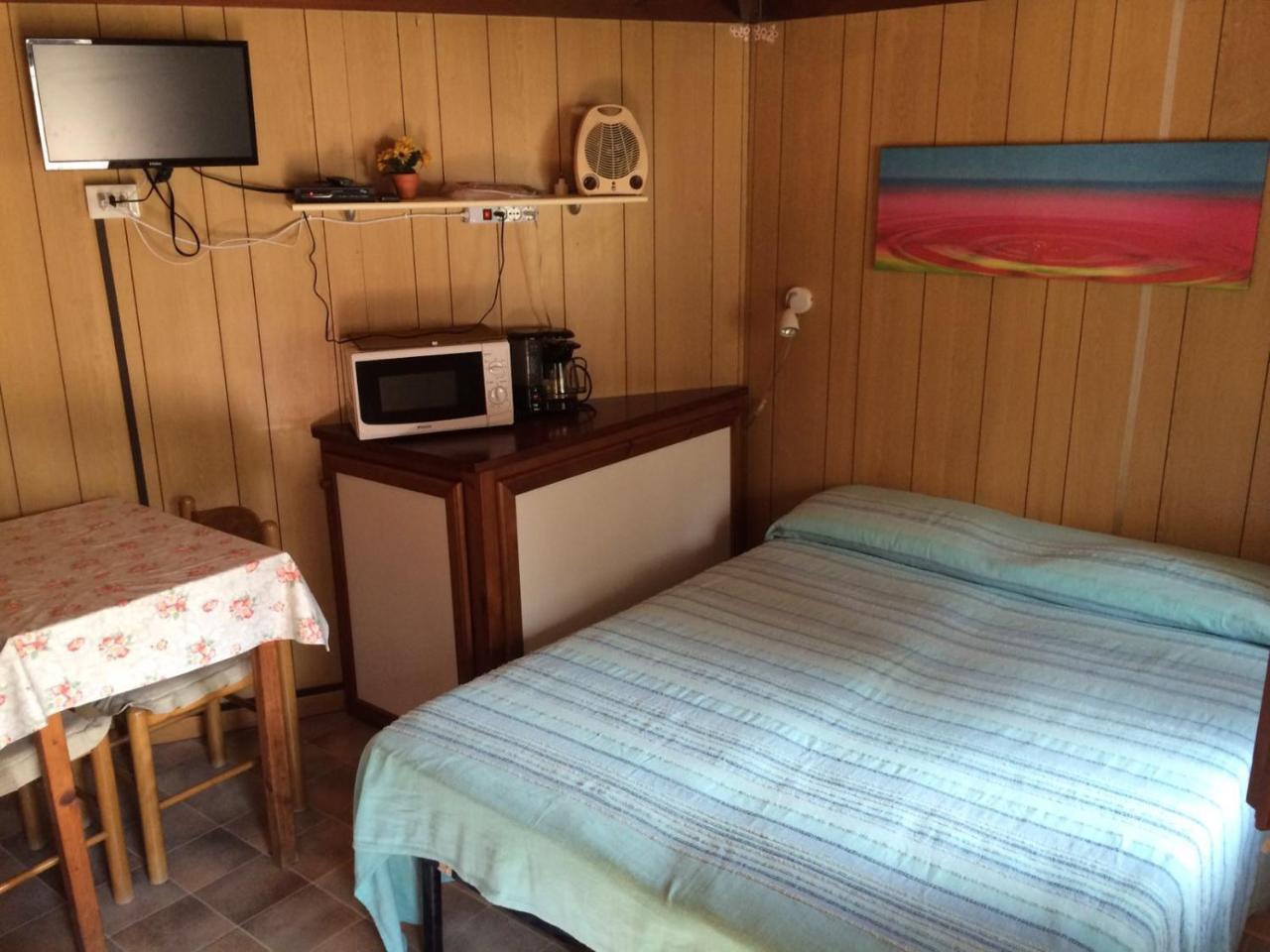 Villaggio Camping Valdeiva 데이바마리나 외부 사진